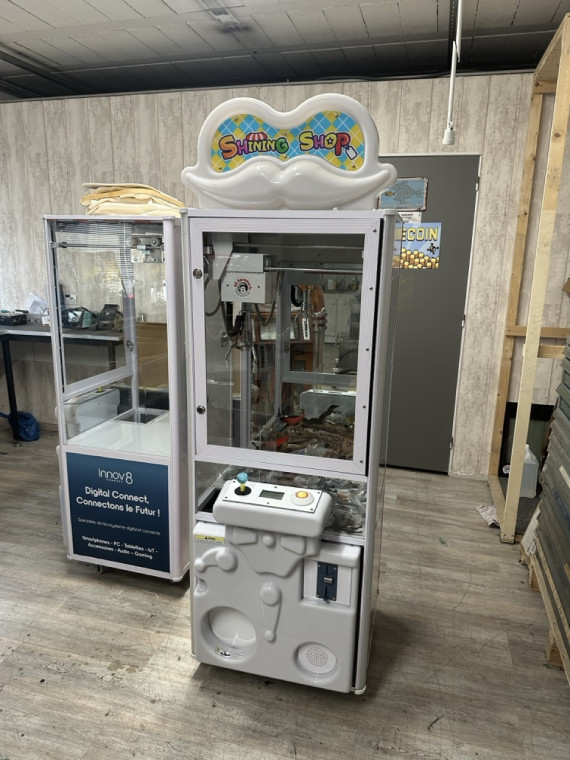 Machine à pince ADK Shine